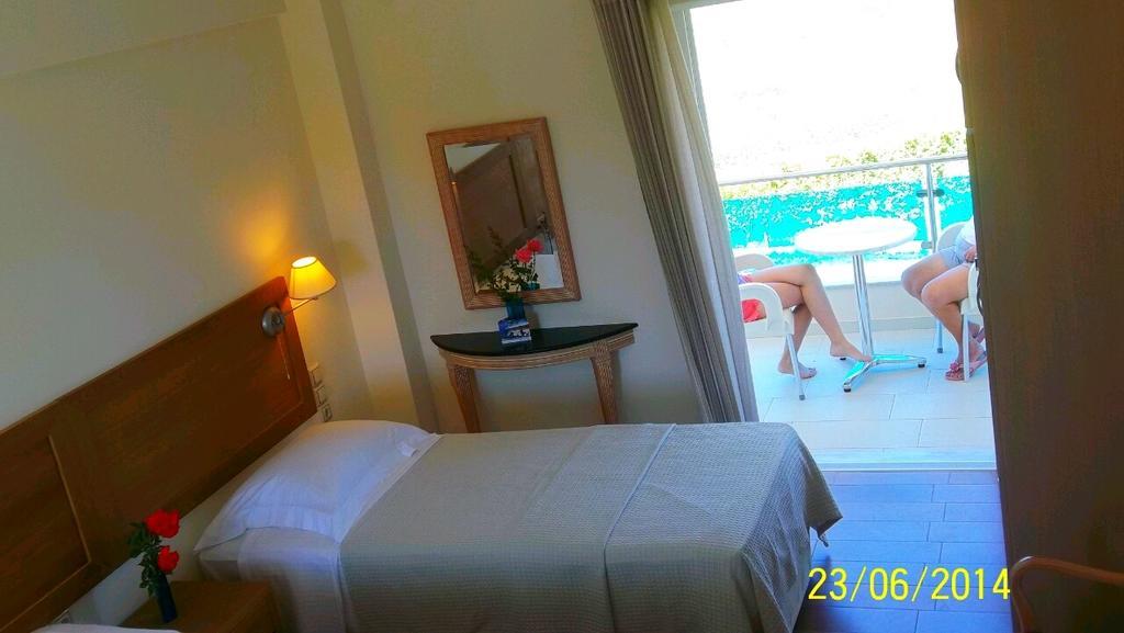 Christopoulos Villas Egio Habitación foto